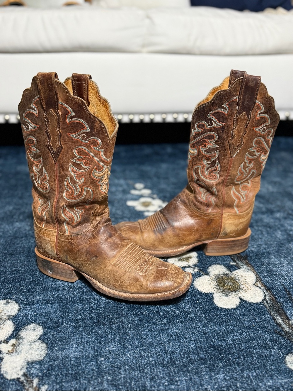 Lucchese 2000 distressed brown leather cowboy boots Women 6.5